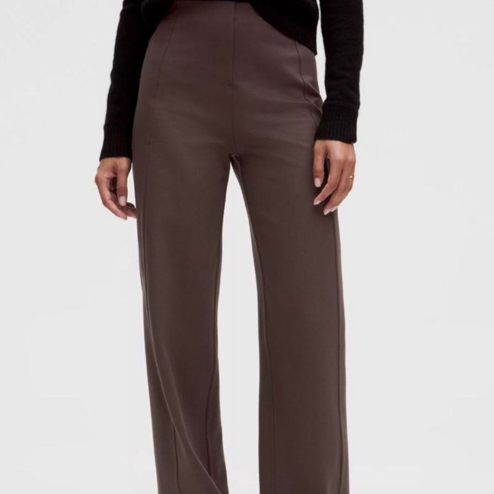 Straight Knit Lululemon Pant - Brown
